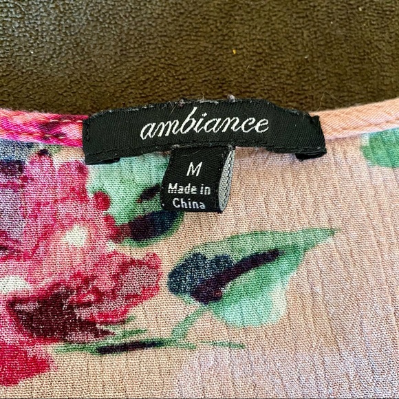 Ambiance pink floral summer crop top - Picture 2 of 3